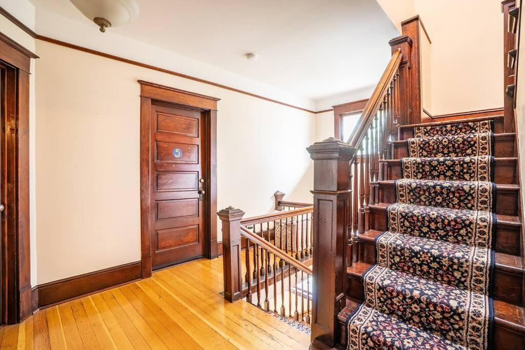 Charming 1Bd Suite In Capitol Hill - Foxglove Inn Seattle Eksteriør billede