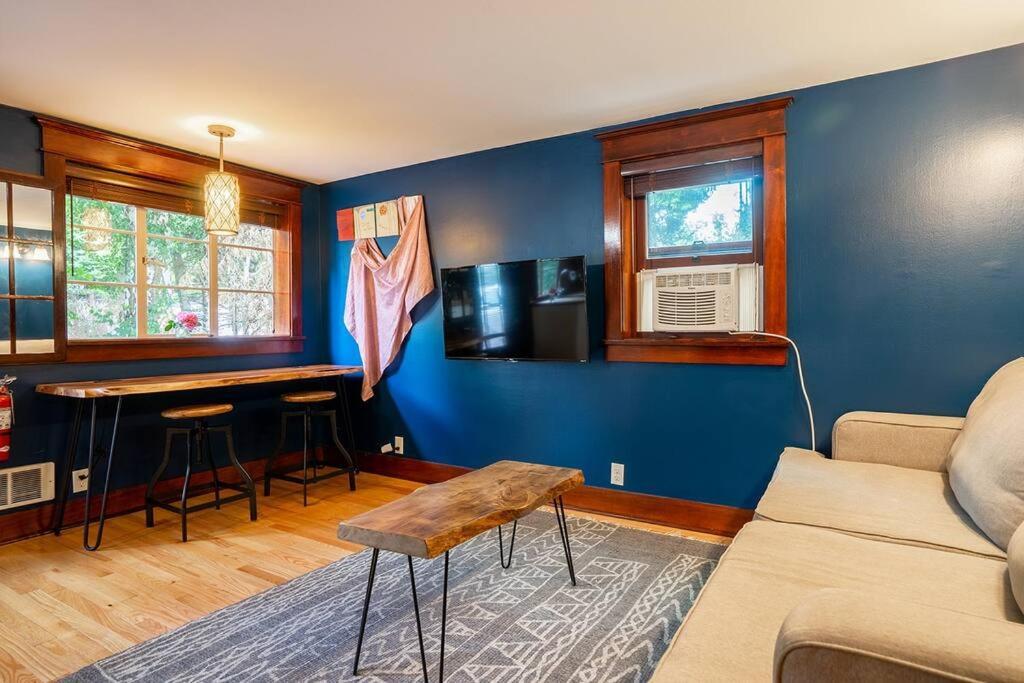 Charming 1Bd Suite In Capitol Hill - Foxglove Inn Seattle Eksteriør billede