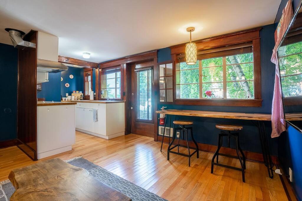 Charming 1Bd Suite In Capitol Hill - Foxglove Inn Seattle Eksteriør billede